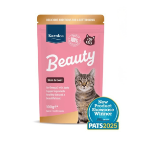 Karnlea Beauty Skin & Coat supplement for cats – Omega 3-rich topper promoting healthy skin and a glossy coat, 100g pouch with tabby cat on front.